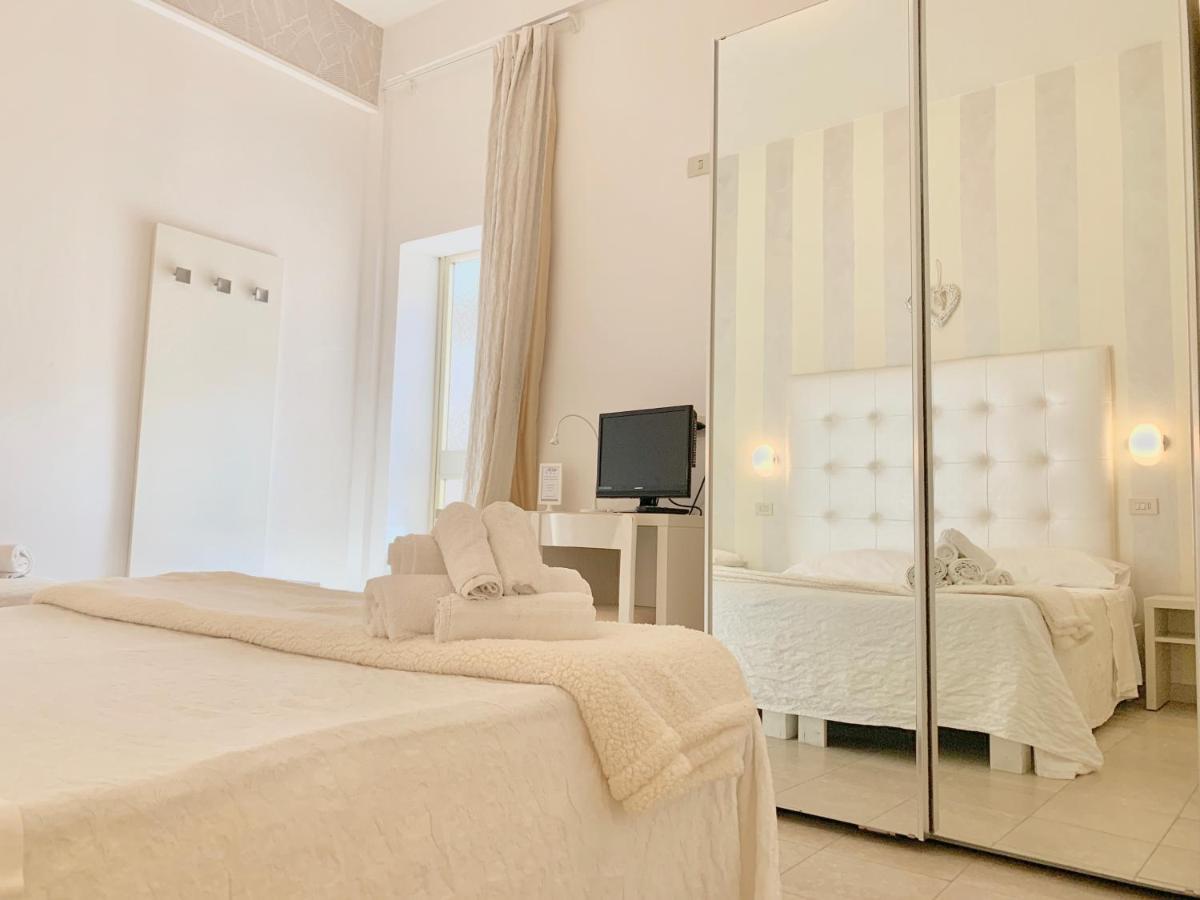 Hotel Baby B&B Milano Marittima Exteriör bild