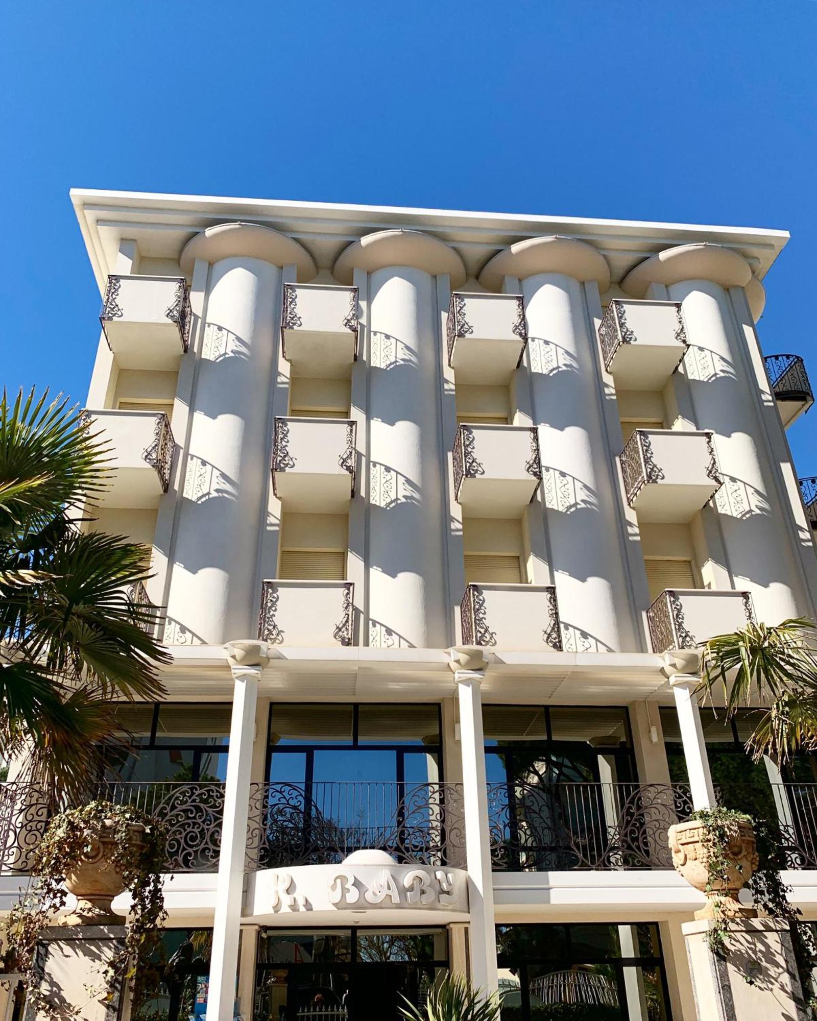 Hotel Baby B&B Milano Marittima Exteriör bild
