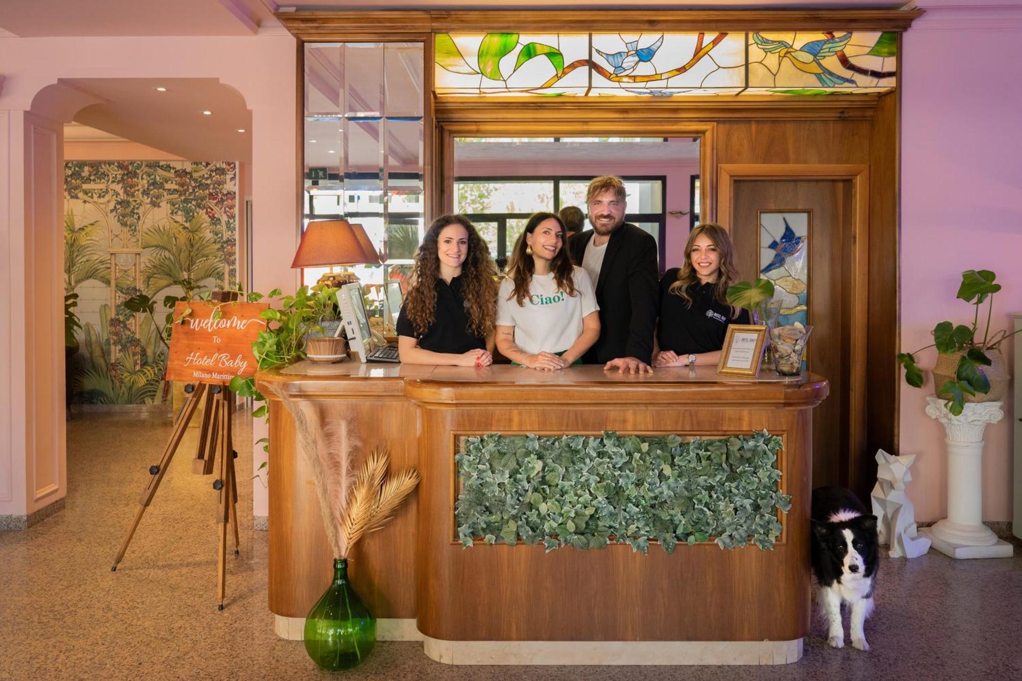 Hotel Baby B&B Milano Marittima Exteriör bild